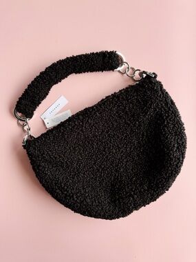 Topshop Black Faux Shearling Curved Hobo Shoulder Bag Silver Chain Hardware NWT